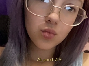 Alyxxxis69