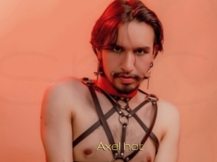 Axel_hot