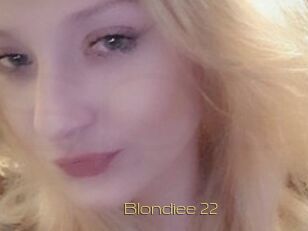 Blondiee_22