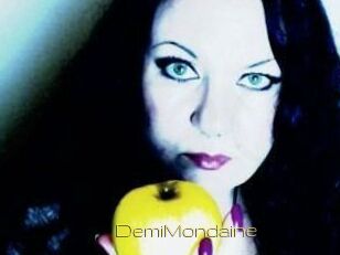 DemiMondaine_