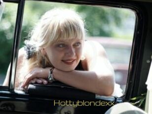 Hottyblondexx