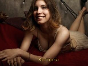 KiraTonia