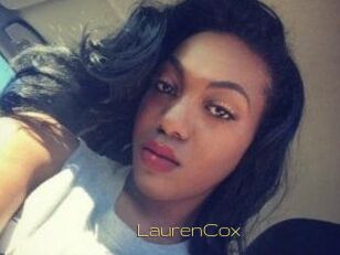Lauren_Cox
