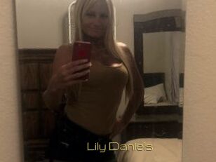 Lily_Daniels