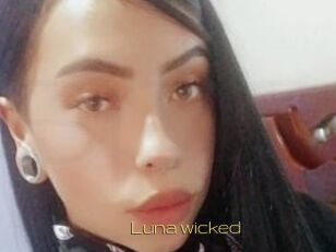 Luna_wicked