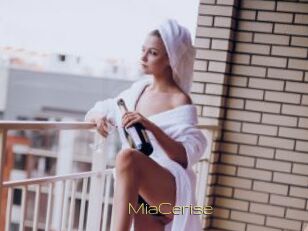 MiaCerise