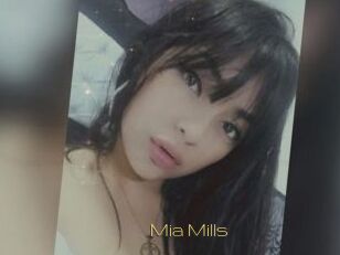 Mia_Mills