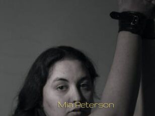Mia_Peterson