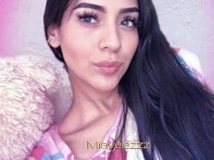 Miavelezzz