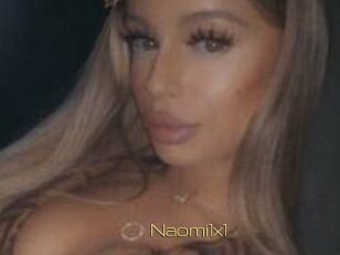 Naomi1x1