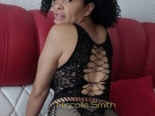 Niccolle_Smith