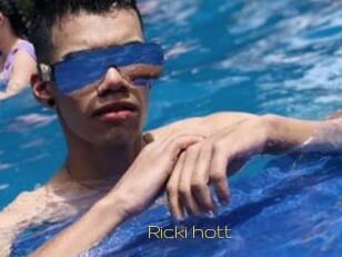 Ricki_hott