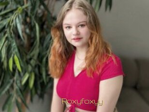 Roxyfoxyy