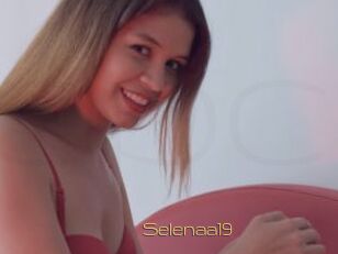 Selenaa19