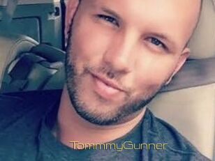TommmyGunner