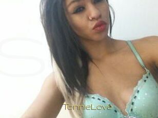 Tonnie_Love