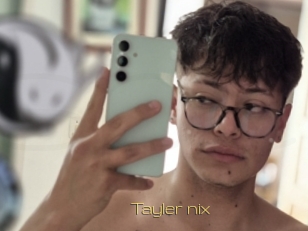 Tayler_nix