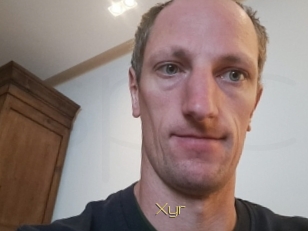 Xyr